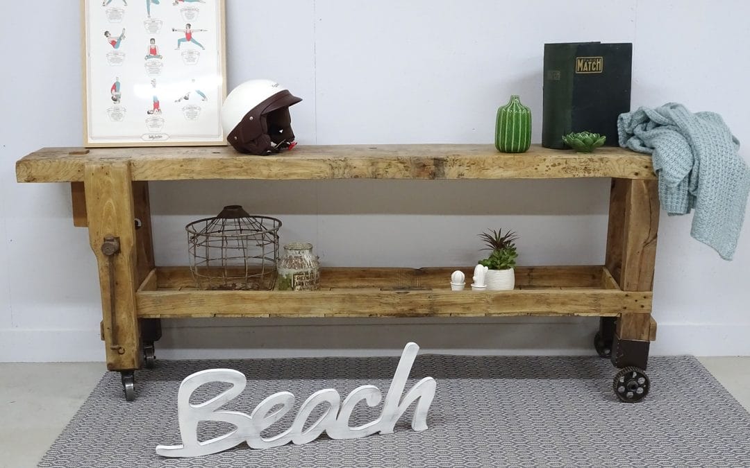 Relooking indus d&rsquo;un établi ancien