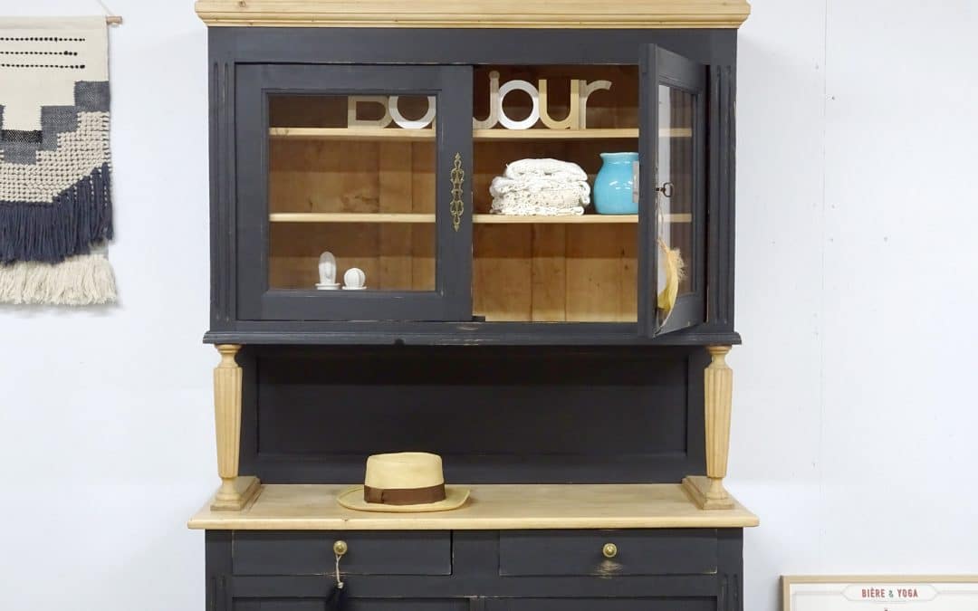 Puply, buffet 2 corps en peuplier