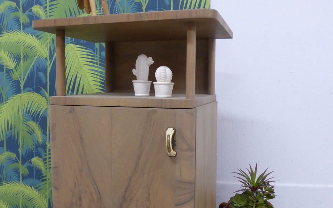 Angelo, le chevet en noyer