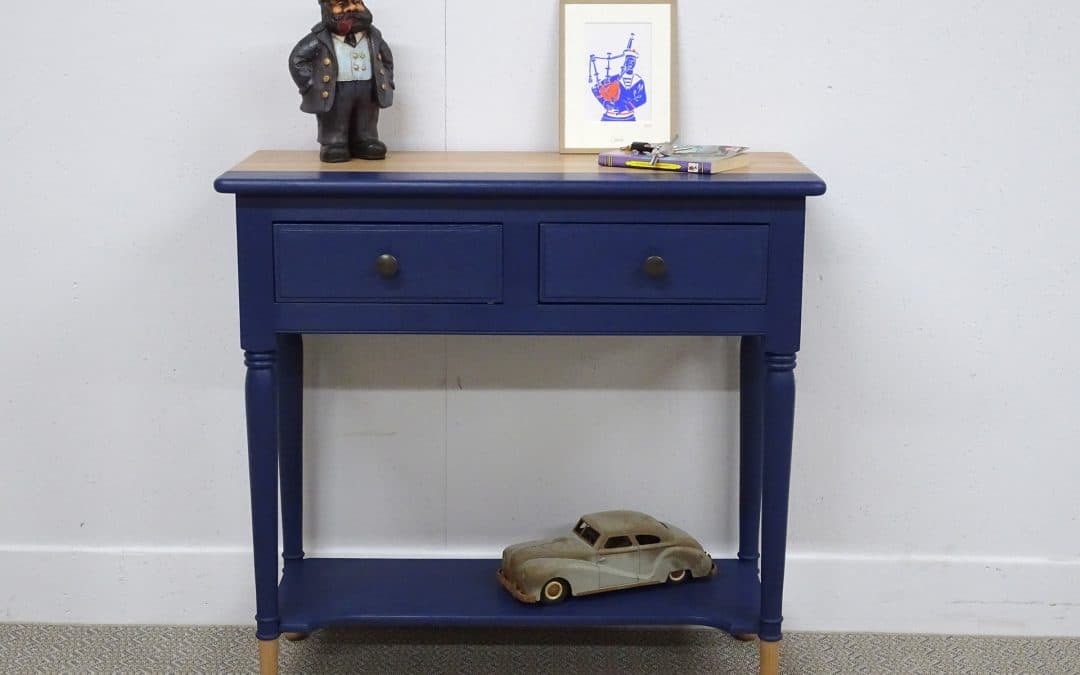 Mille Sabords ! La console merisier revisitée