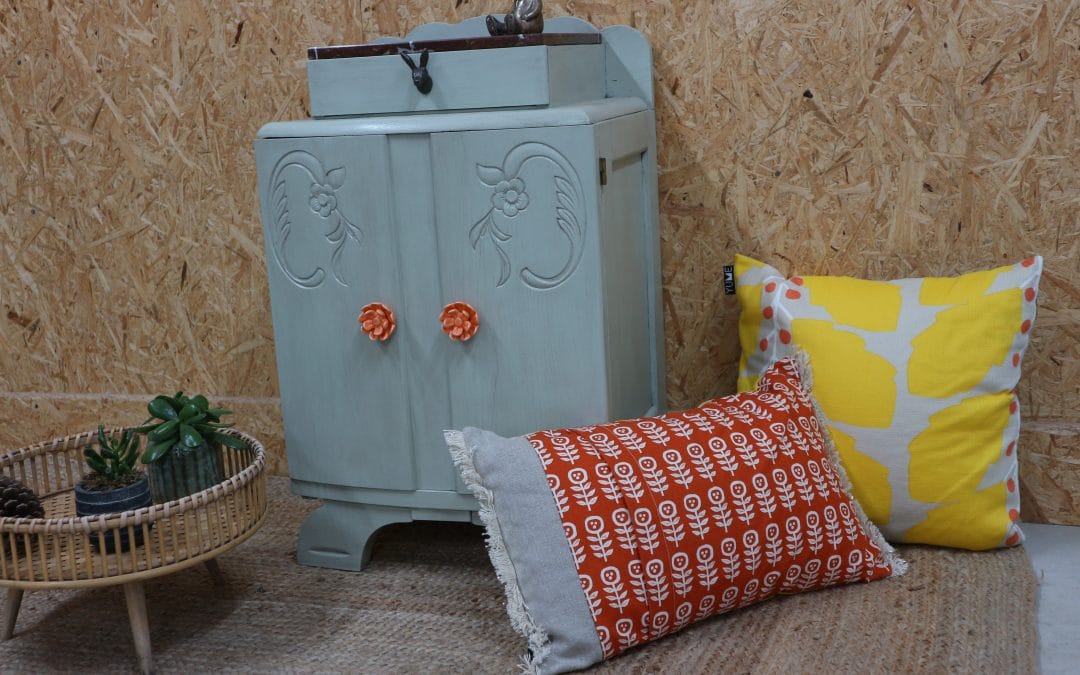 Meuble d&rsquo;appoint « Cappucine »