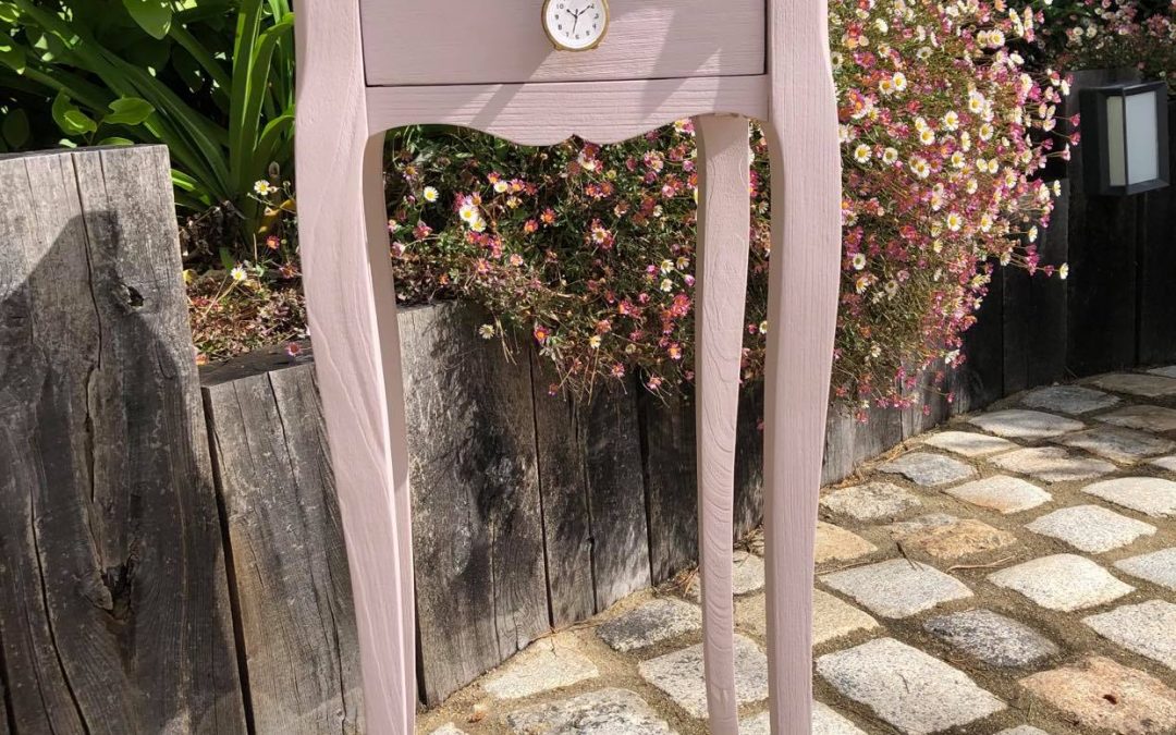 Petite table haute « Margot »